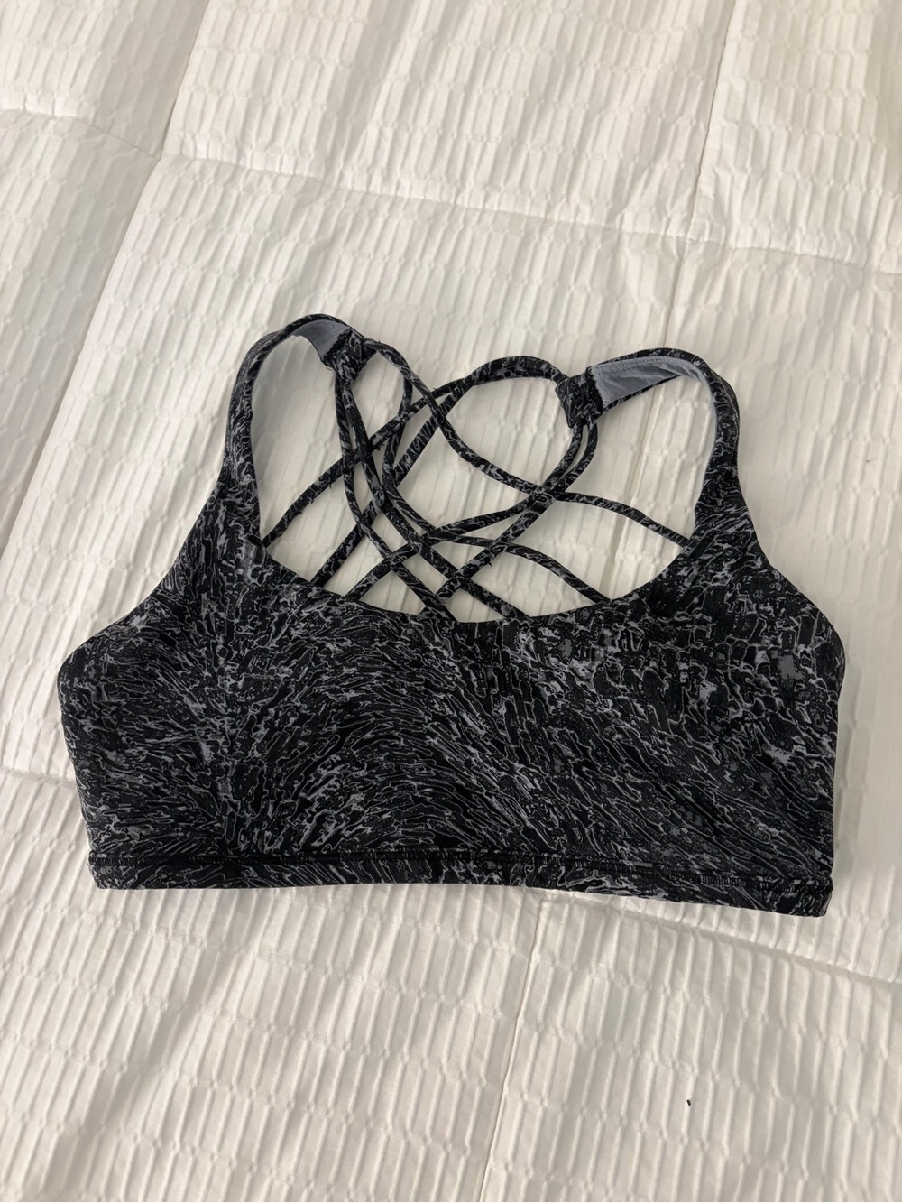 Lululemon free to be bra